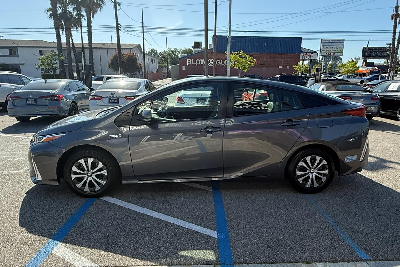 Toyota Prius Prime XLE 2021
