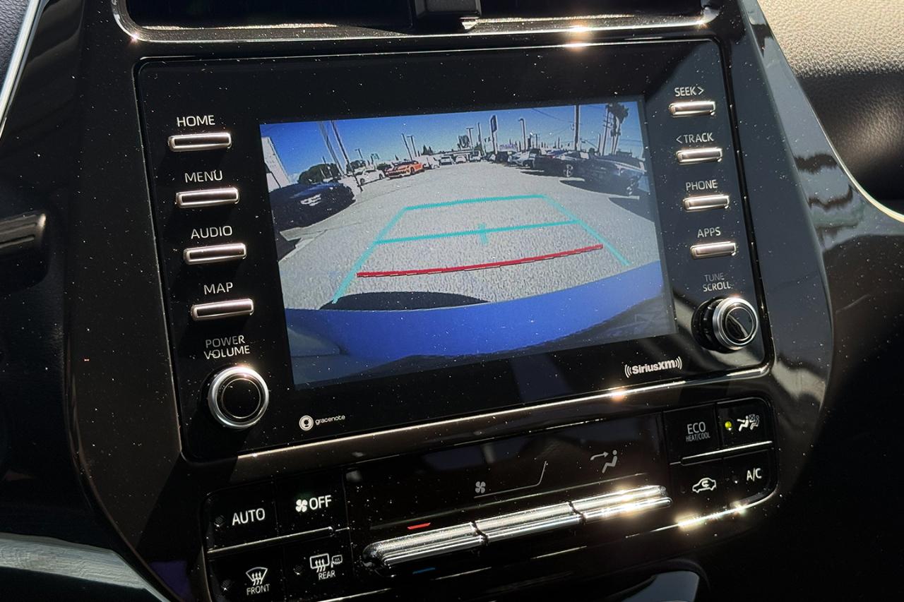 Toyota Prius LE 2022