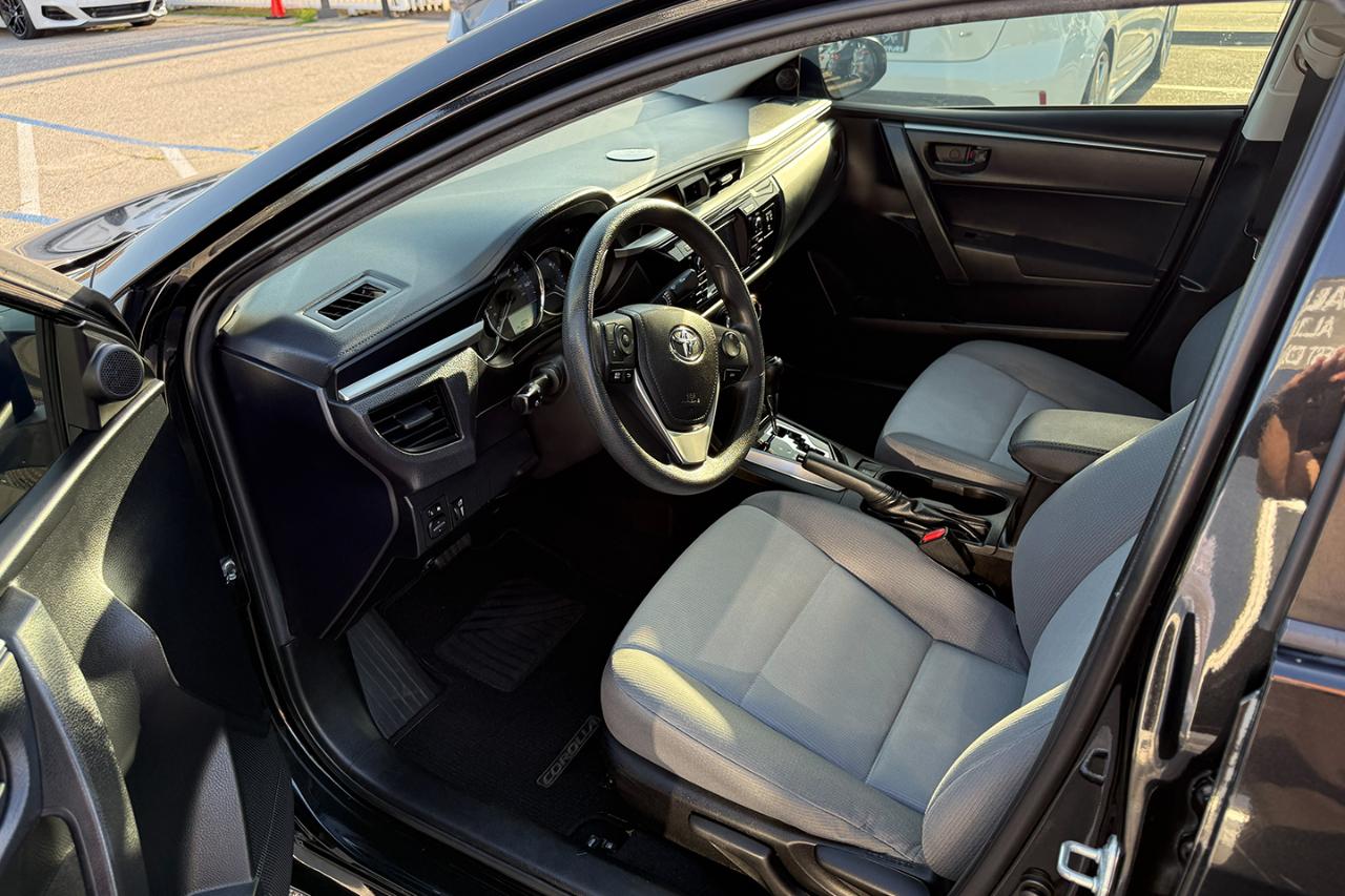 Toyota Corolla L 4-Speed AT 2016