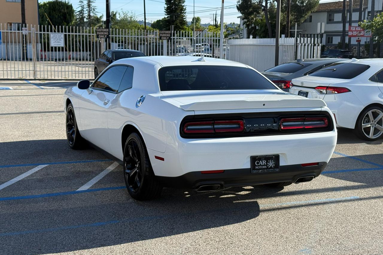 Dodge Challenger R/T Plus 2017
