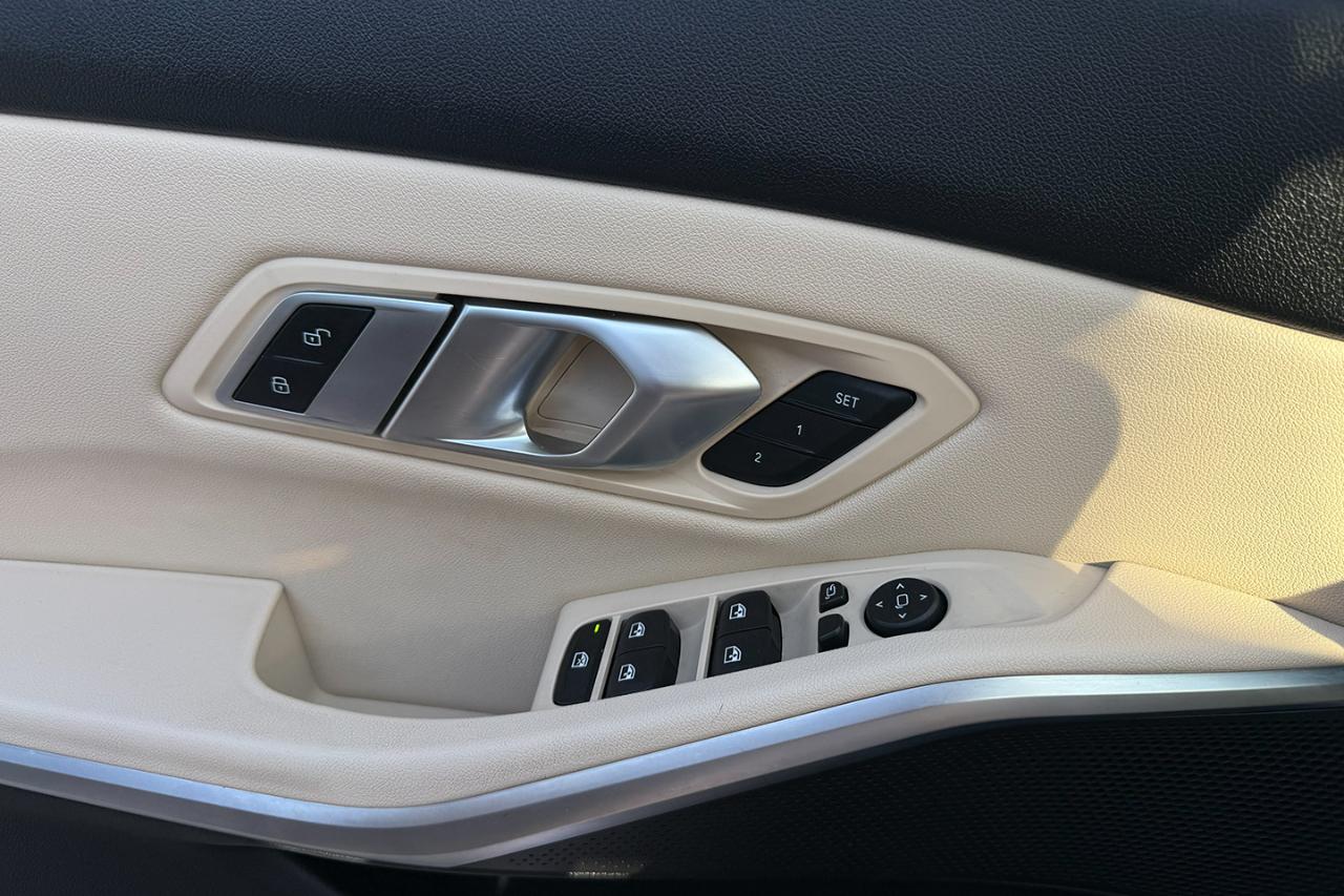 BMW 3-Series 330i 2019
