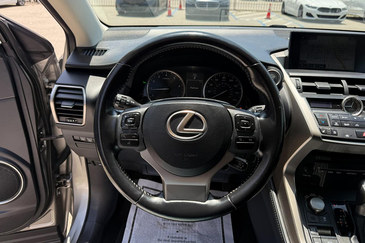 Lexus NX 200t FWD 2016