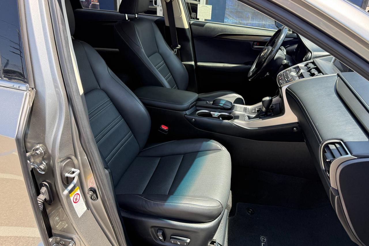 Lexus NX 200t FWD 2016
