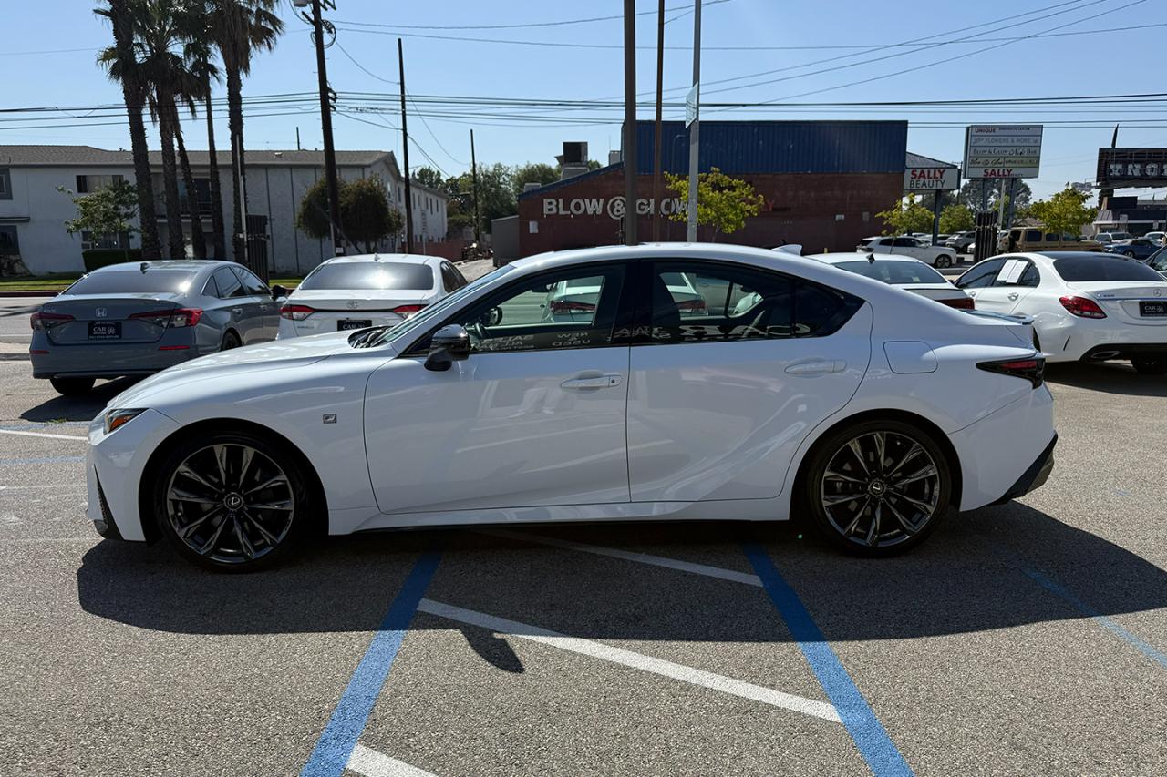 Lexus IS F SPORT 350 RWD 2025