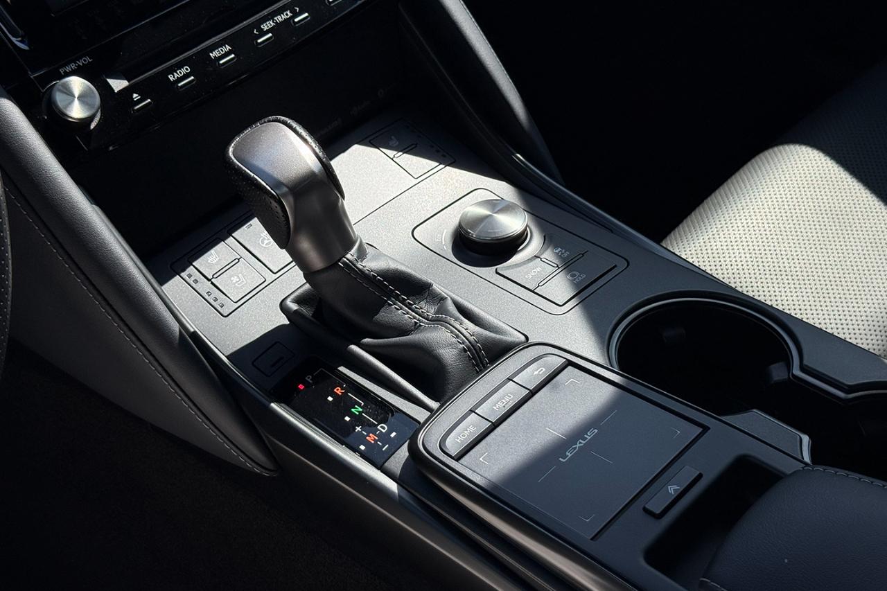 Lexus IS F SPORT 350 RWD 2025