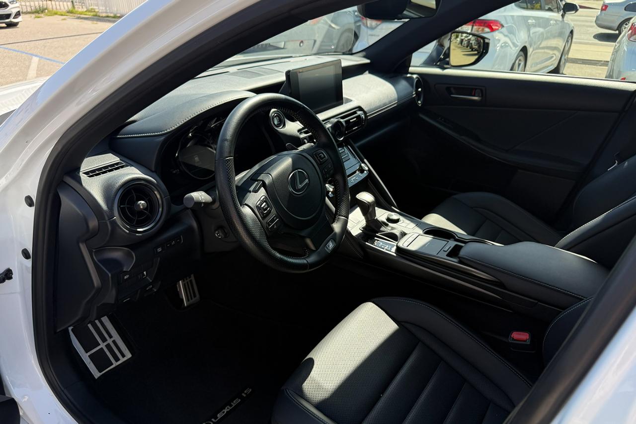 Lexus IS F SPORT 350 RWD 2025