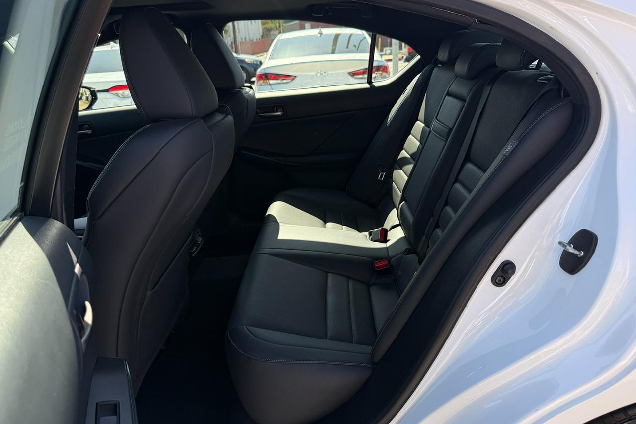 Lexus IS F SPORT 350 RWD 2025