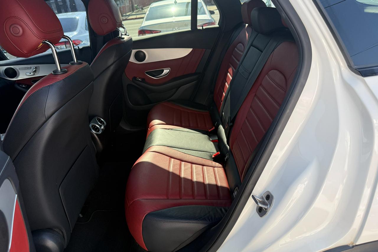 Mercedes-Benz GLC-Class AMG GLC43 2022