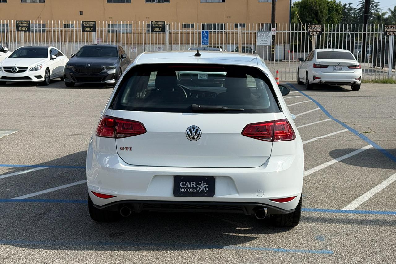 Volkswagen Golf GTI SE 6A 4-Door 2017