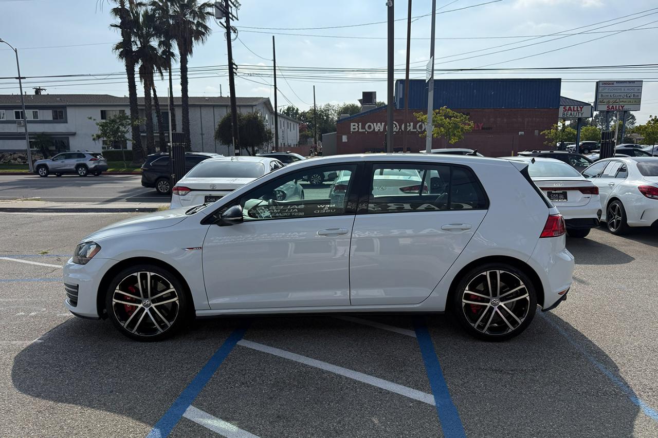 Volkswagen Golf GTI SE 6A 4-Door 2017