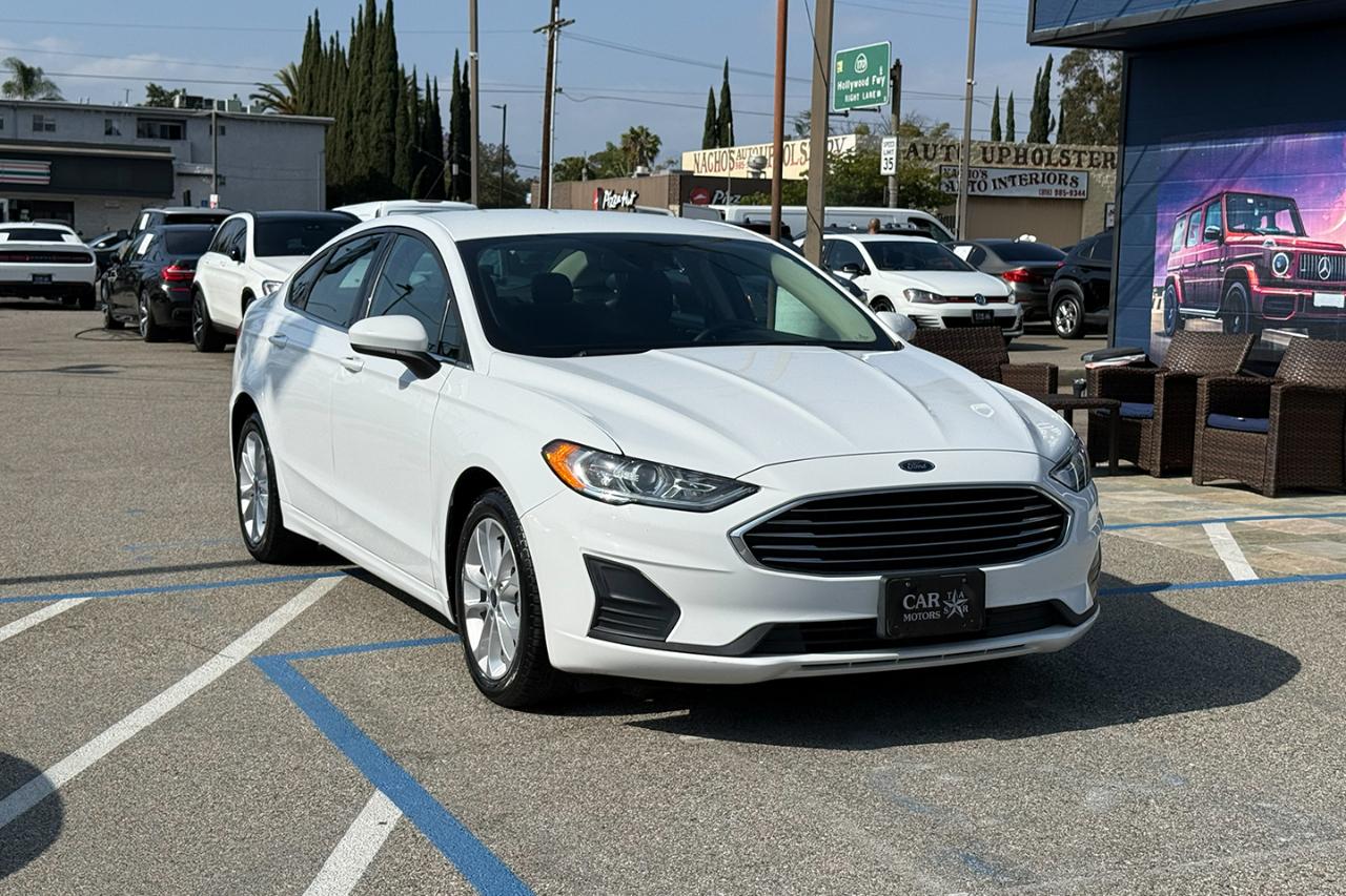 Ford Fusion Hybrid SE 2020