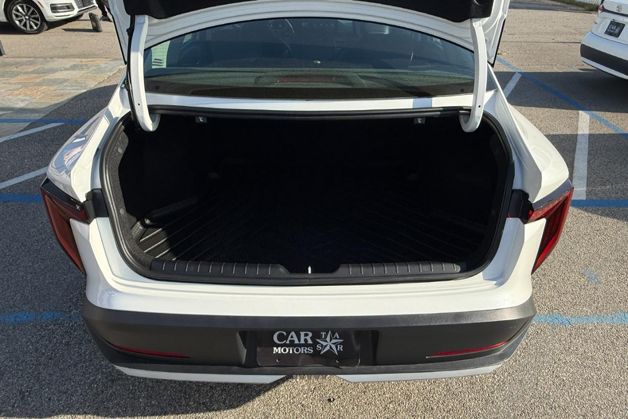 Kia K4 LXS FWD 2025