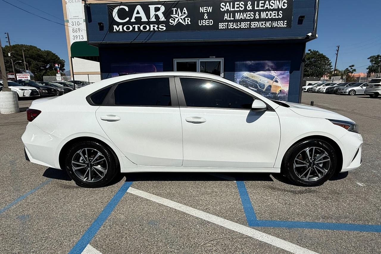 Kia Forte LXS IVT 2024
