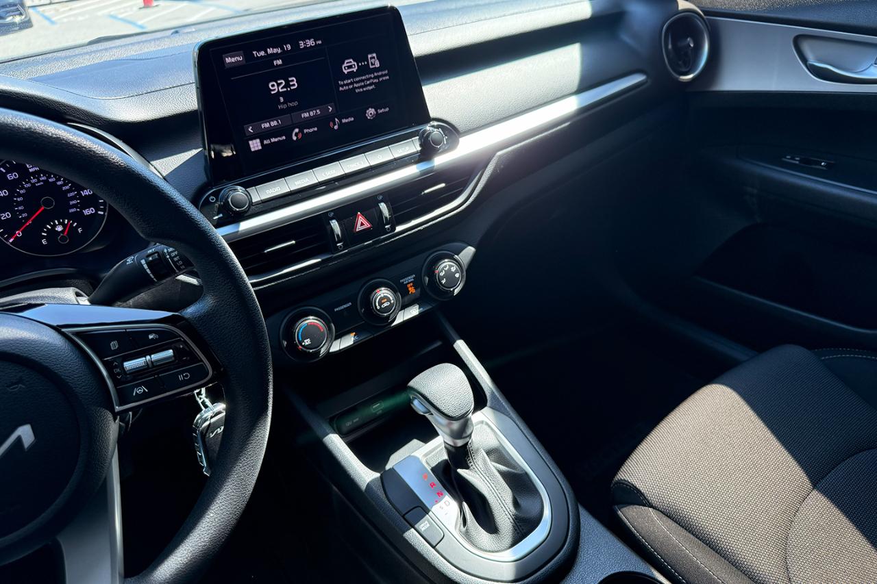 Kia Forte LXS IVT 2024