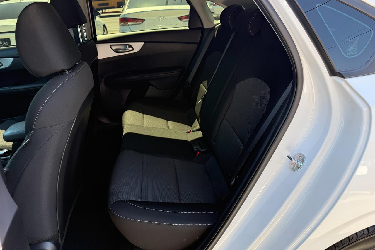 Kia Forte LXS IVT 2024