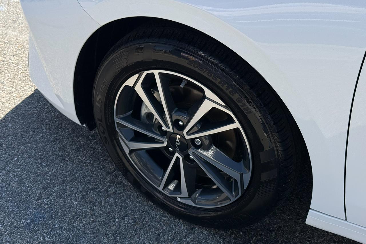 Kia Forte LXS IVT 2024