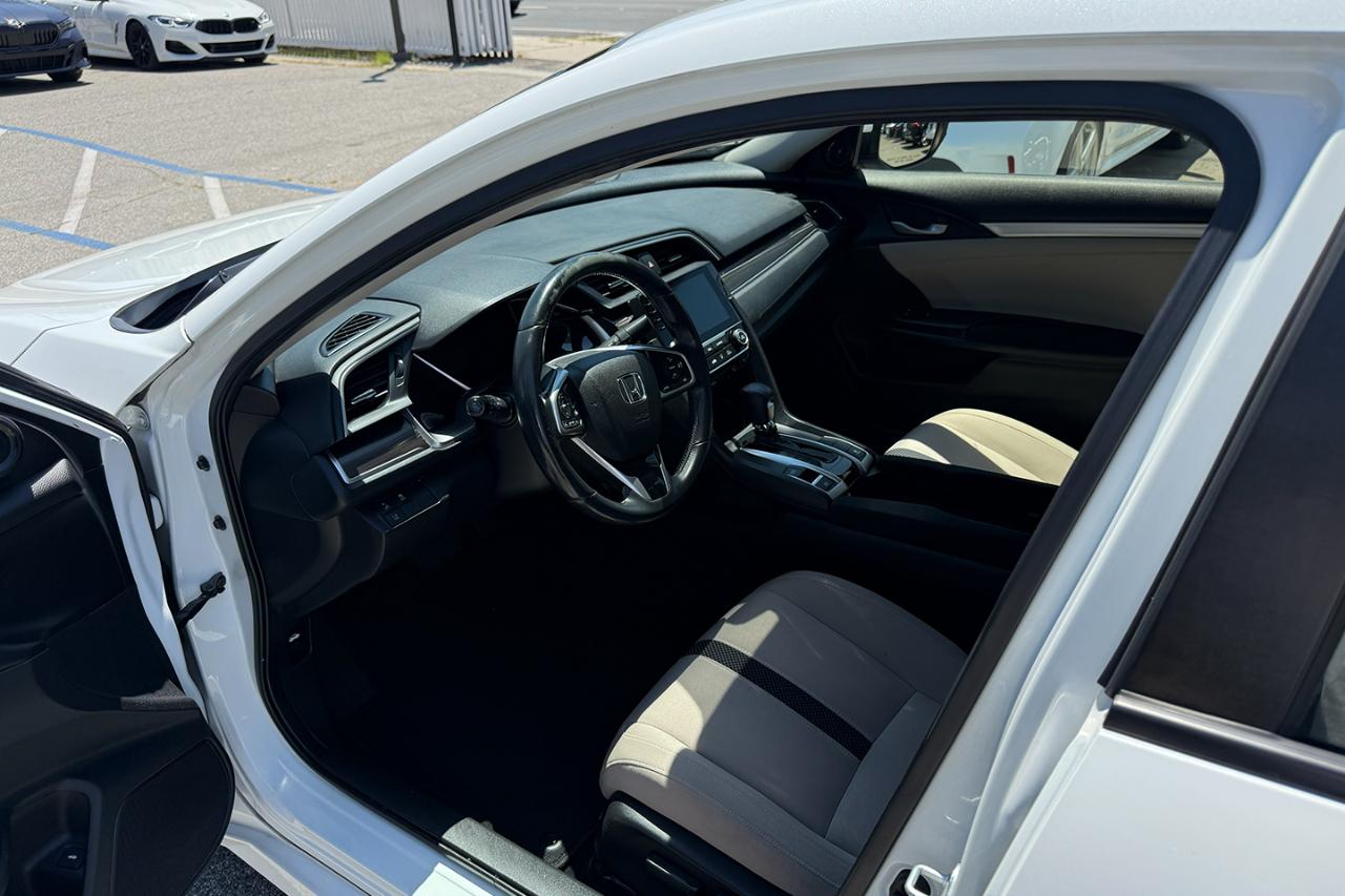 Honda Civic EX Sedan CVT 2019