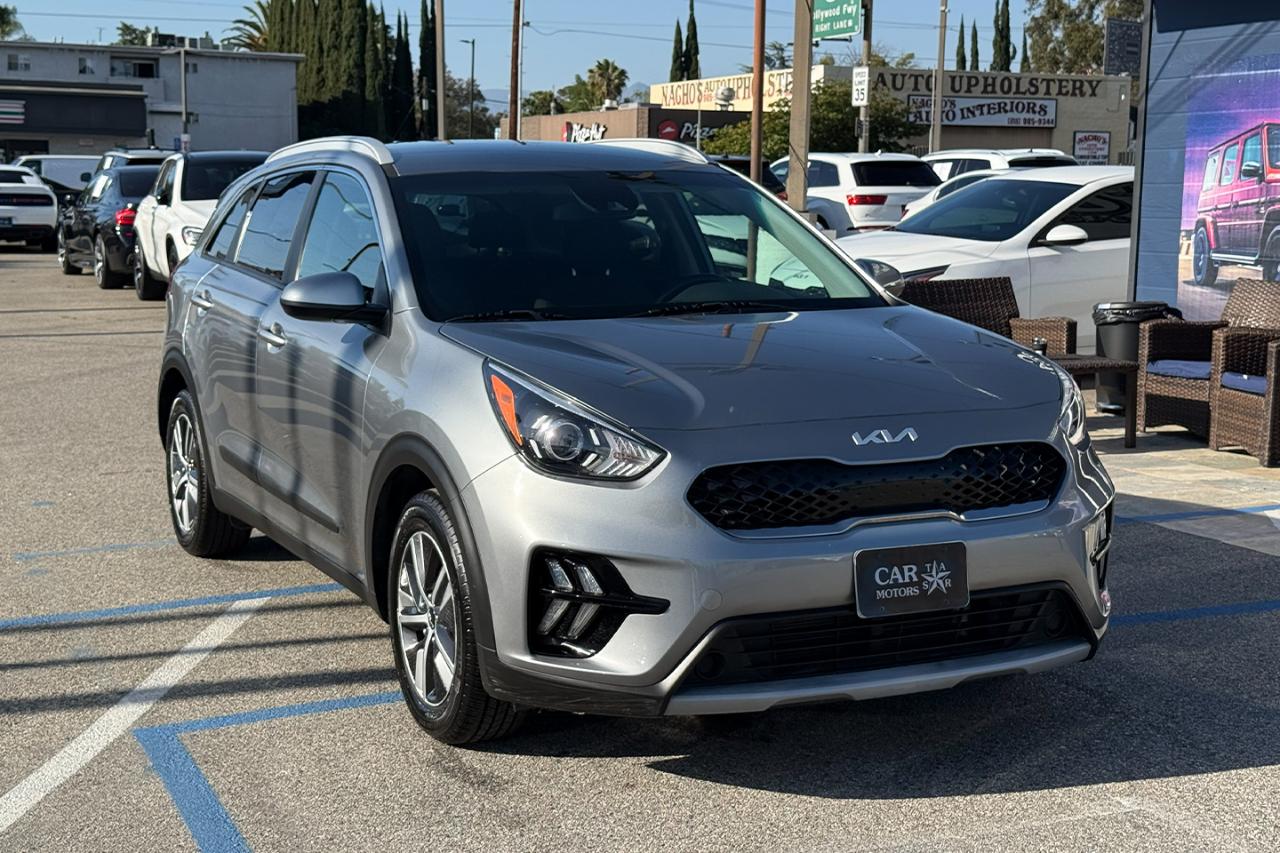 Kia Niro LXS FWD 2022