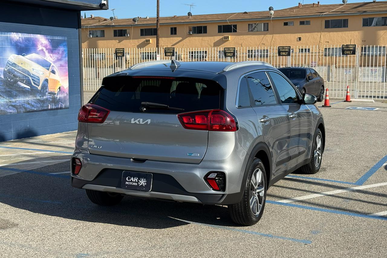 Kia Niro LXS FWD 2022