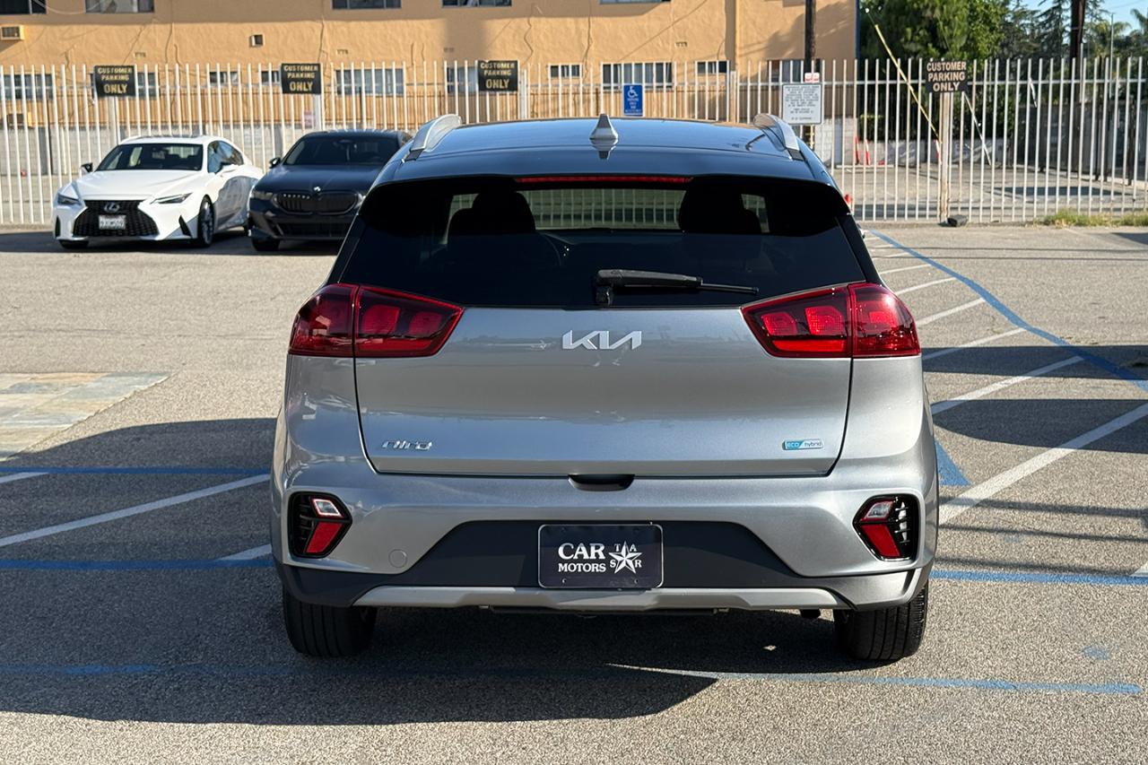 Kia Niro LXS FWD 2022
