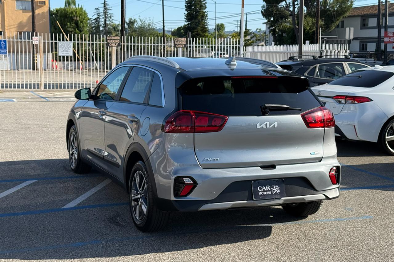 Kia Niro LXS FWD 2022