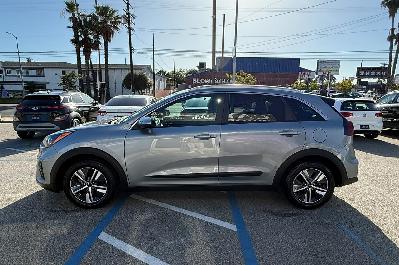 Kia Niro LXS FWD 2022