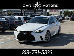 2023 Lexus IS 