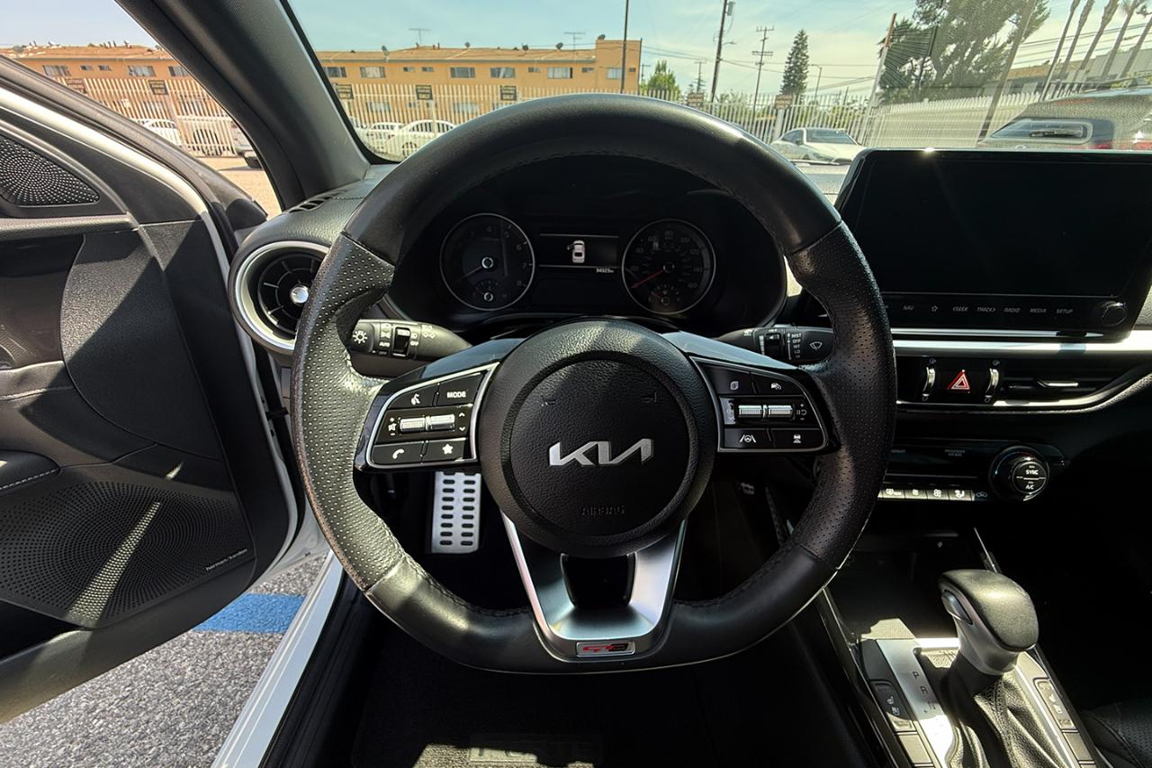 Kia Forte GT-Line IVT 2024