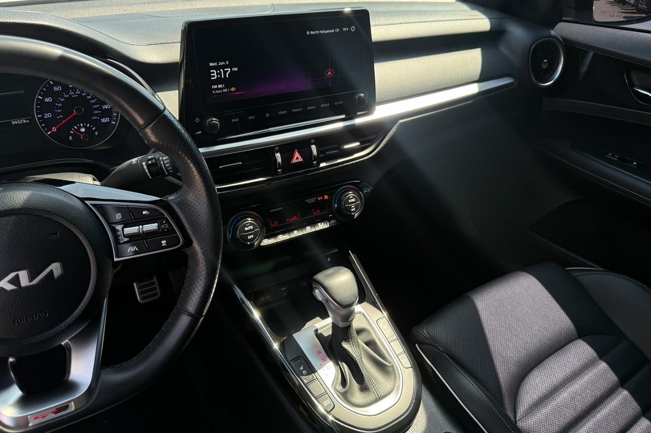 Kia Forte GT-Line IVT 2024