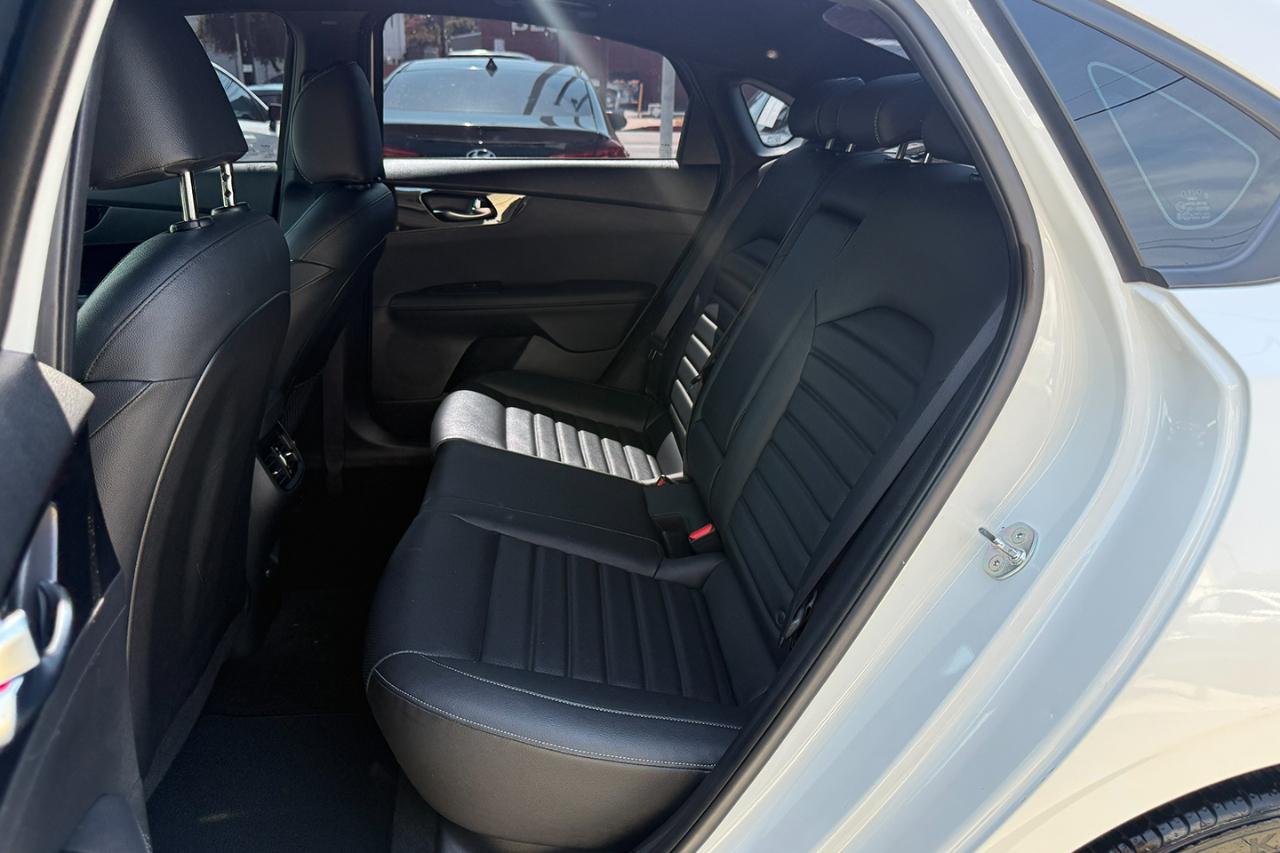 Kia Forte GT-Line IVT 2024