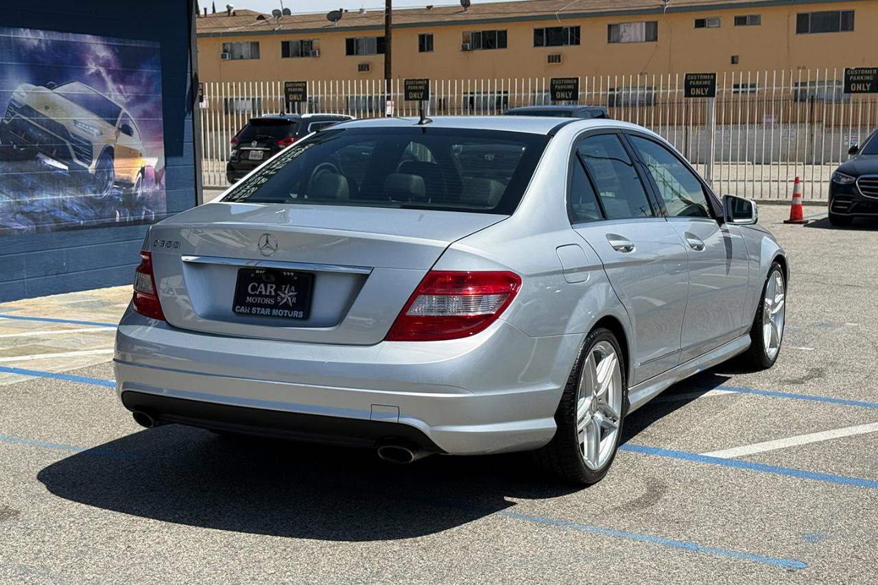 Mercedes-Benz C-Class C300 Luxury Sedan 2010