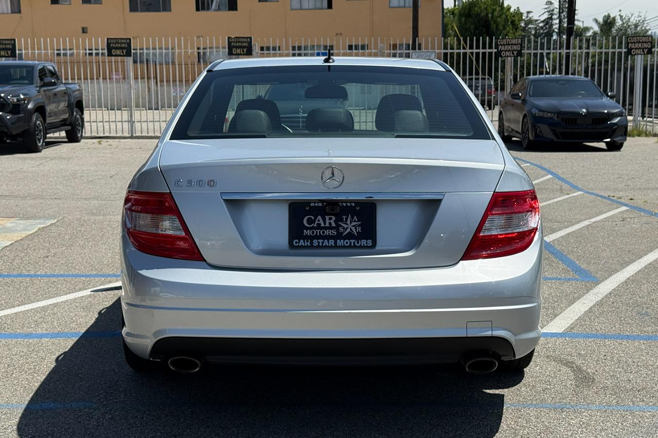 Mercedes-Benz C-Class C300 Luxury Sedan 2010