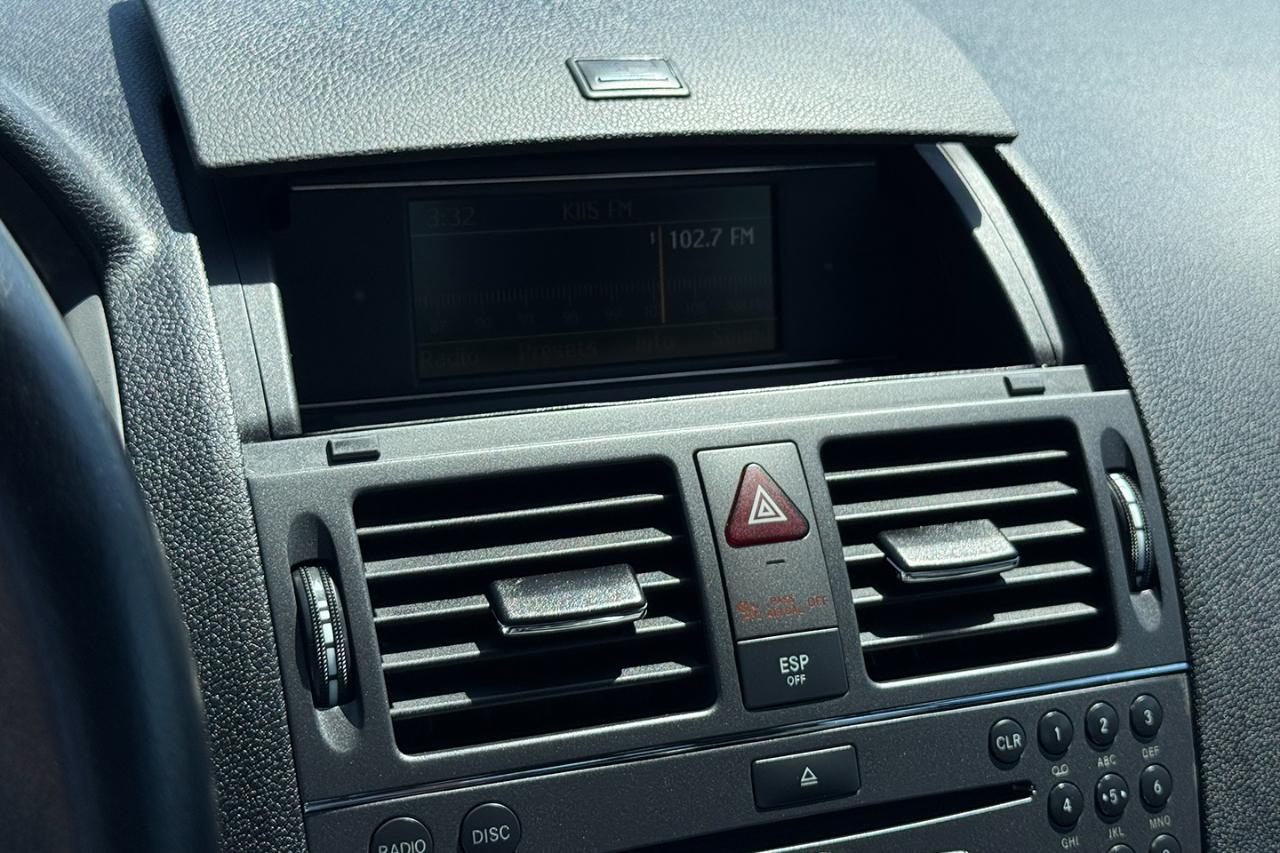 Mercedes-Benz C-Class C300 Luxury Sedan 2010