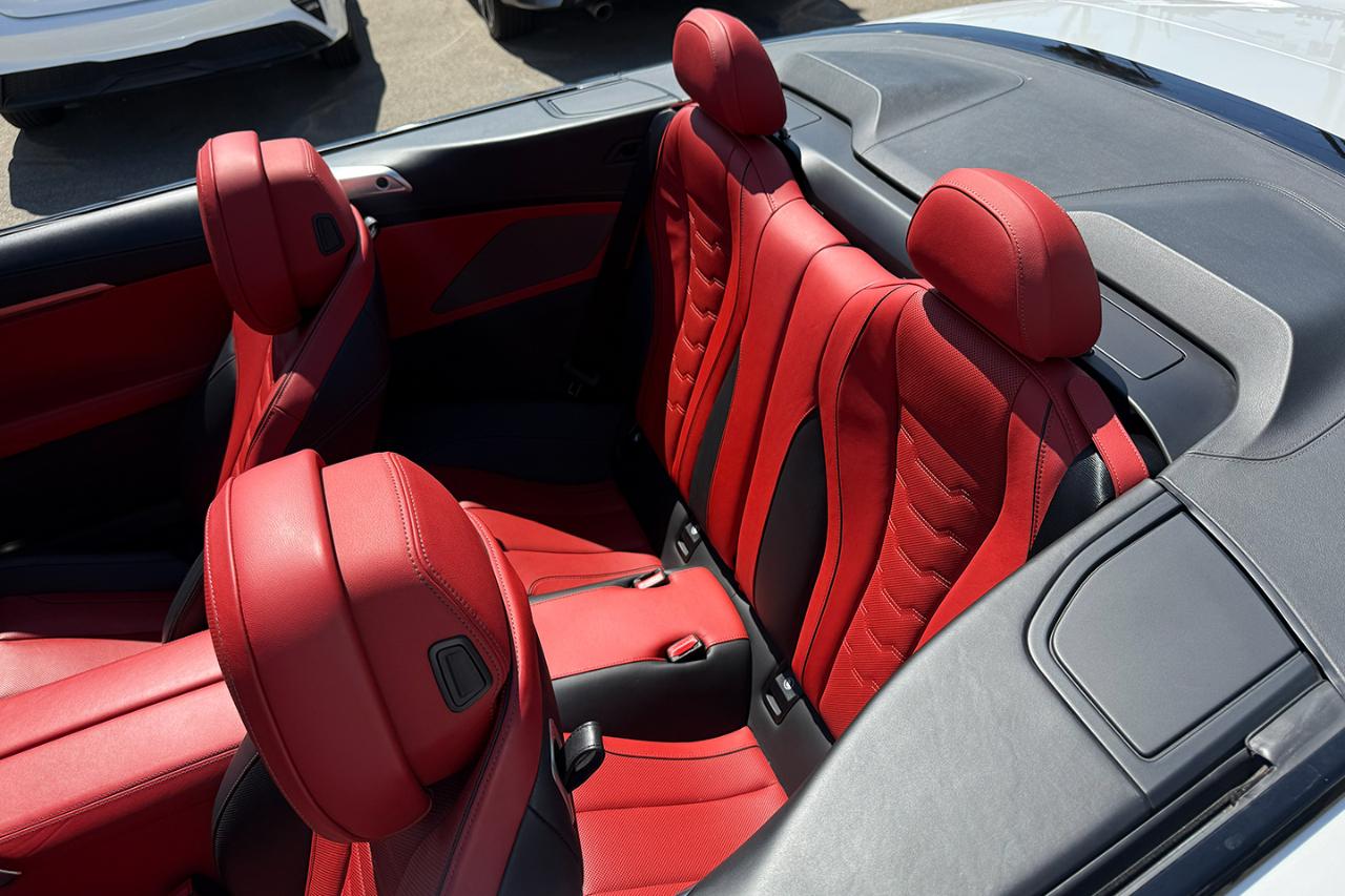 BMW 8-Series M850i xDrive Convertible 2021