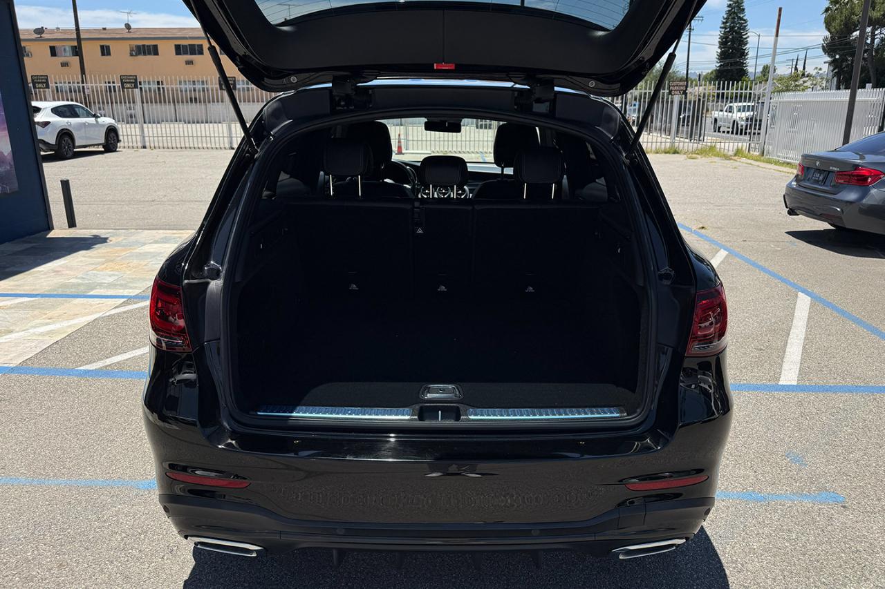 Mercedes-Benz GLC-Class GLC300 2022