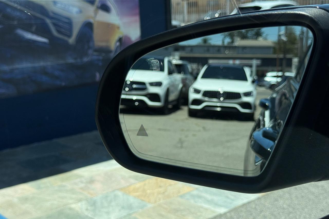Mercedes-Benz GLC-Class GLC300 2022