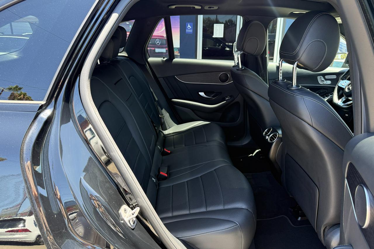Mercedes-Benz GLC-Class GLC300 2022