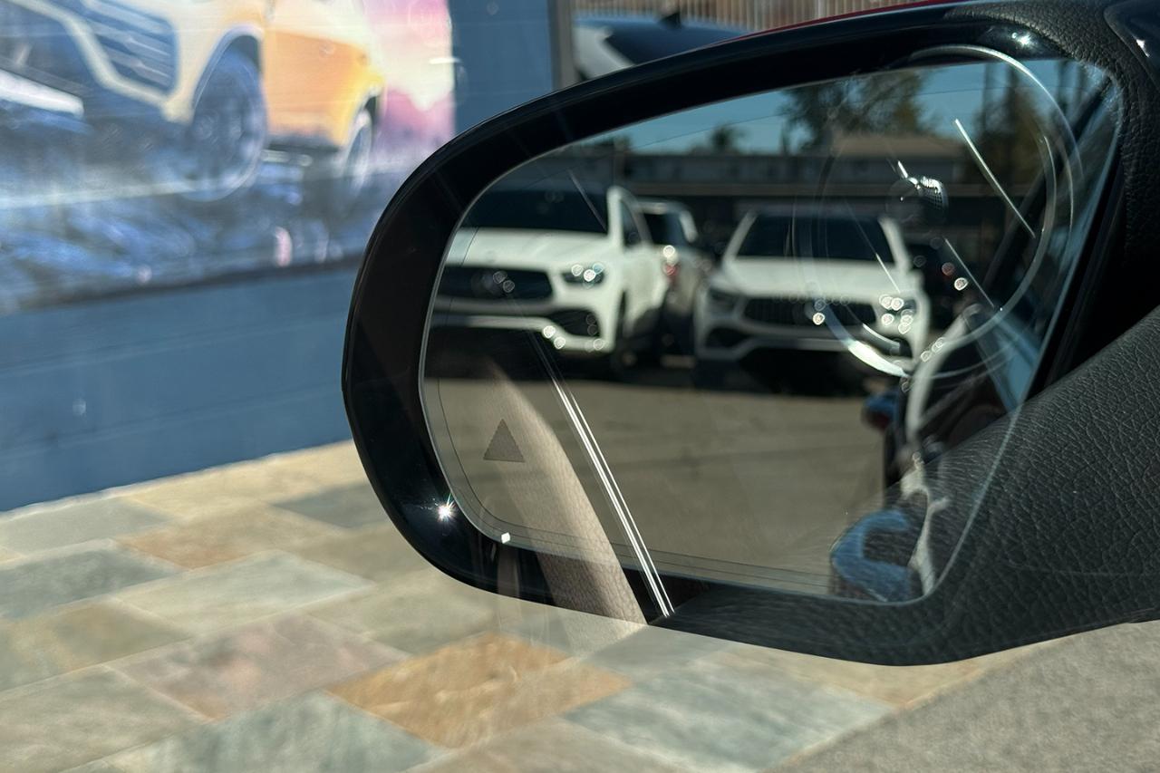 Mercedes-Benz E-Class E300 Luxury Sedan 2019
