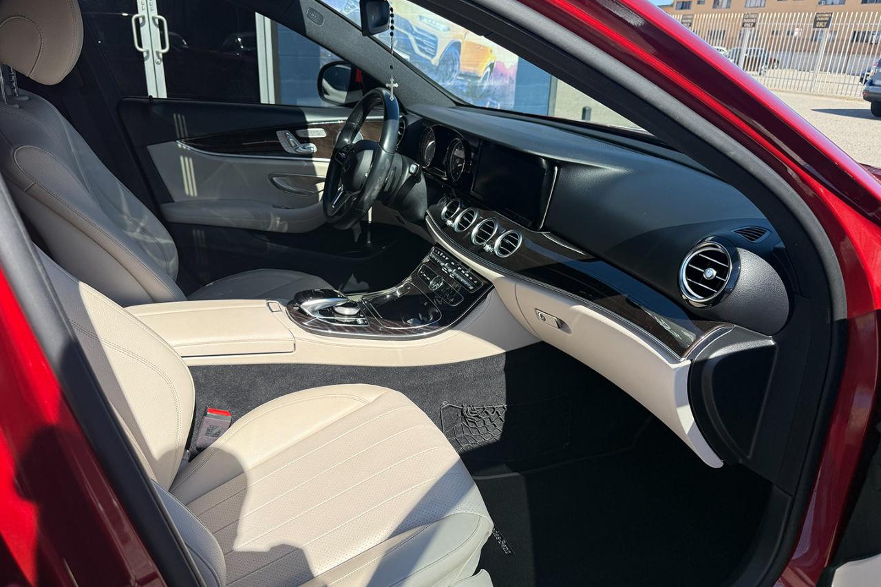 Mercedes-Benz E-Class E300 Luxury Sedan 2019