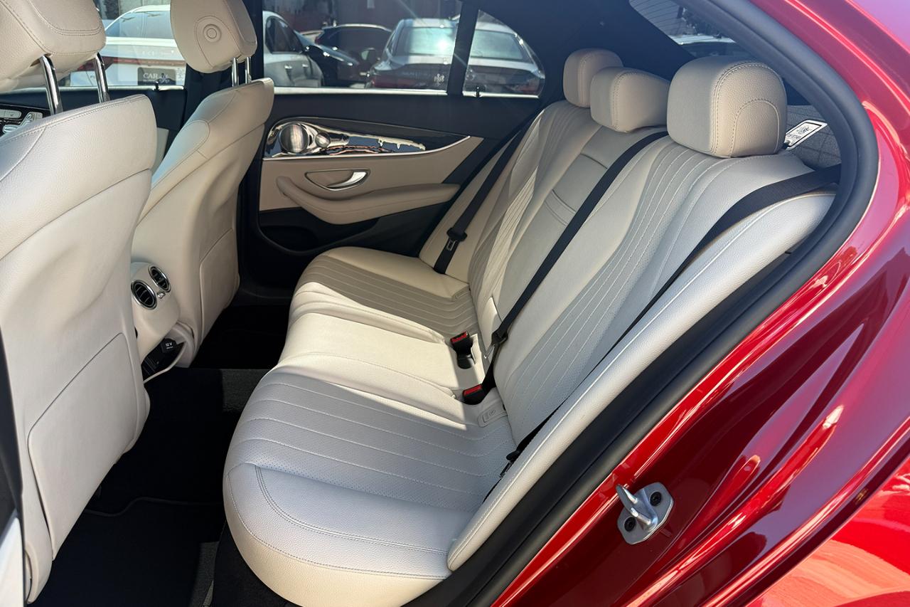 Mercedes-Benz E-Class E300 Luxury Sedan 2019