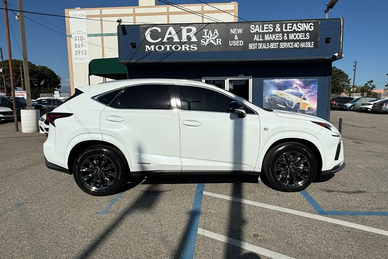 Lexus NX 300h F SPORT Black Line 2021