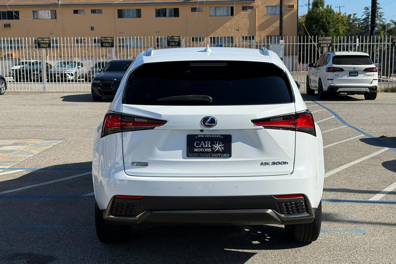 Lexus NX 300h F SPORT Black Line 2021