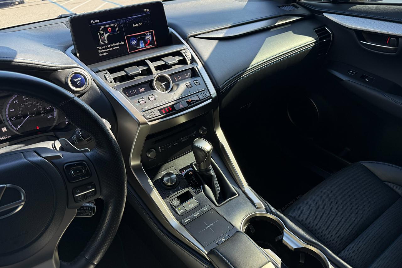 Lexus NX 300h F SPORT Black Line 2021