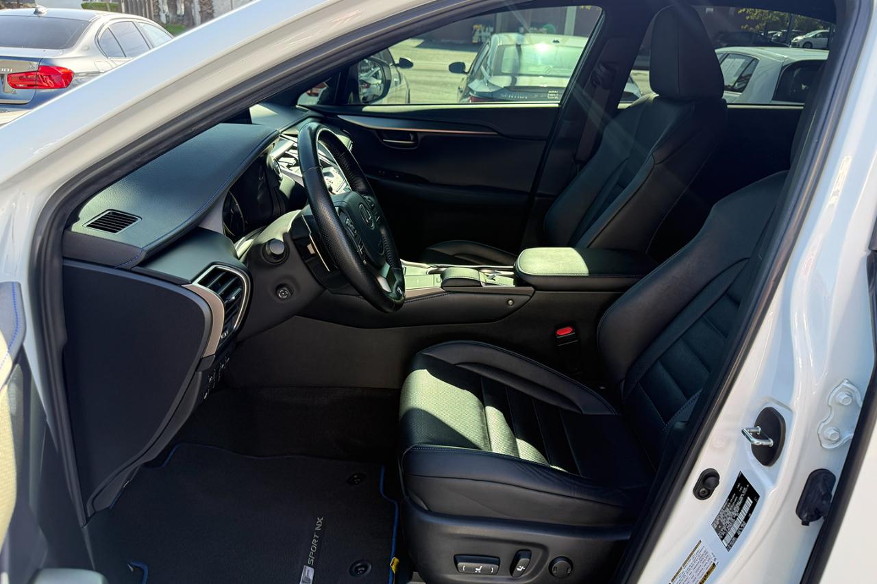 Lexus NX 300h F SPORT Black Line 2021