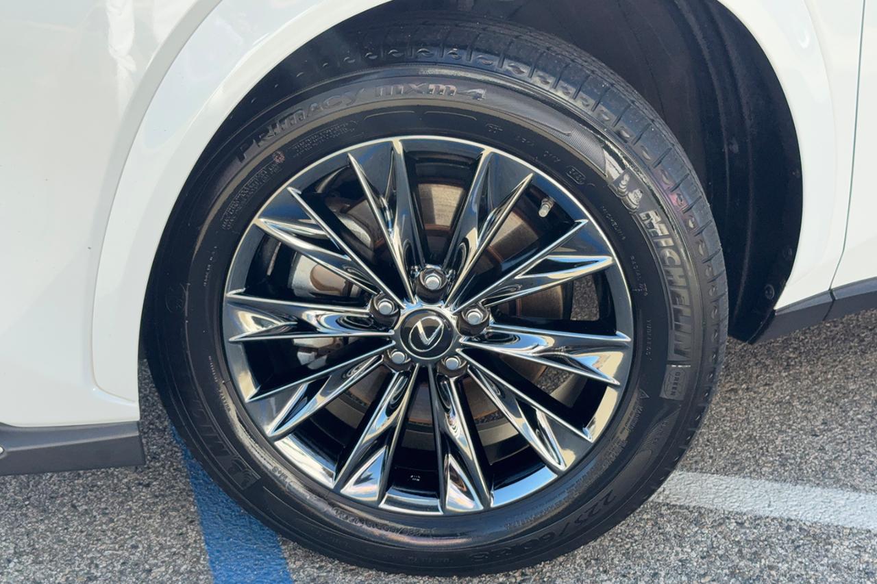 Lexus NX 300h F SPORT Black Line 2021