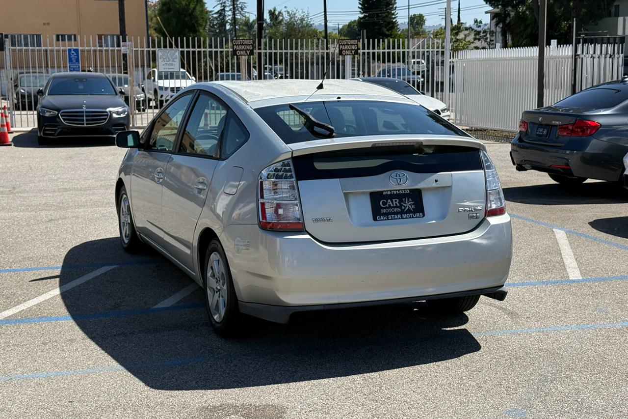 Toyota Prius 4-Door Liftback 2005