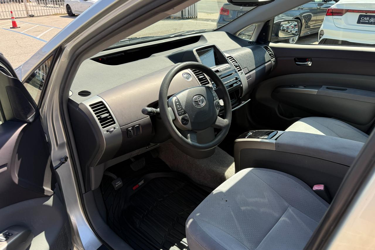 Toyota Prius 4-Door Liftback 2005