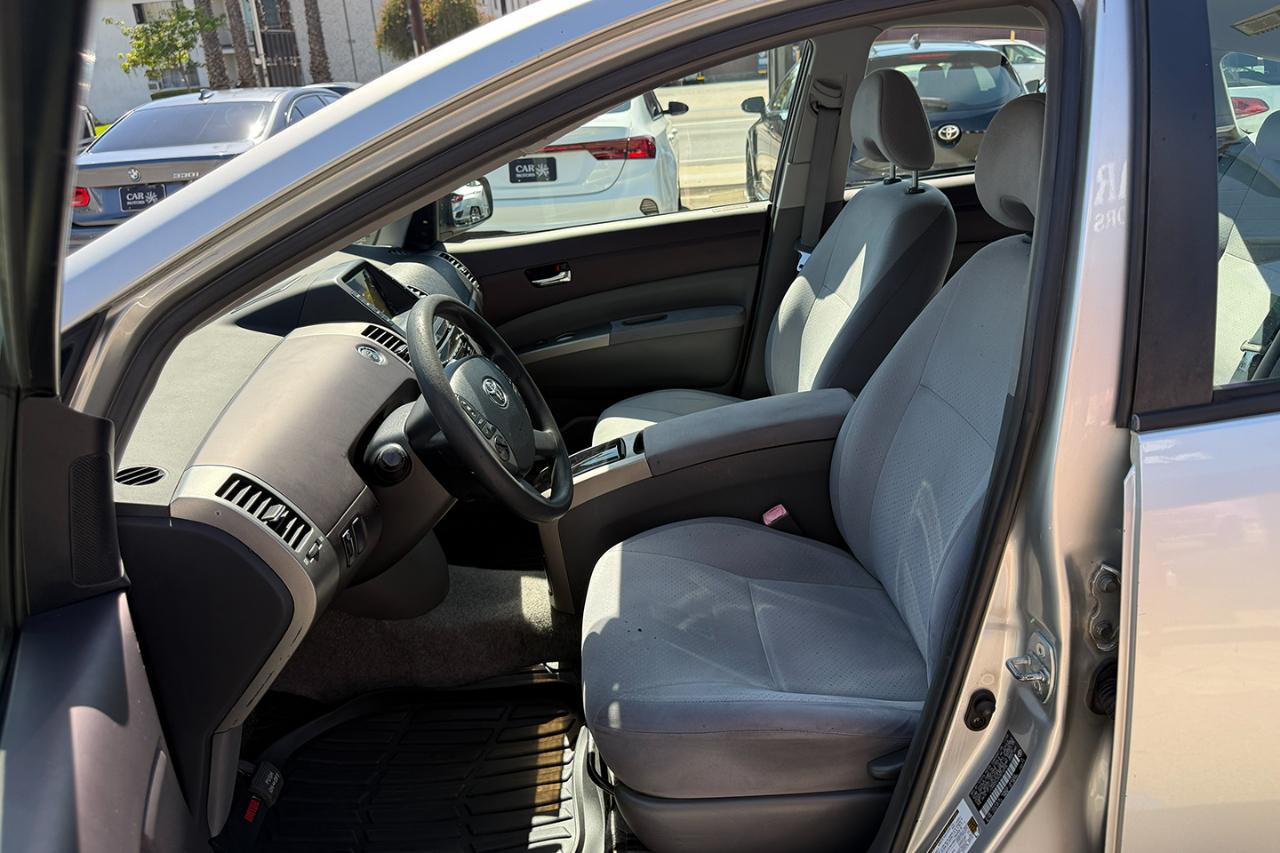 Toyota Prius 4-Door Liftback 2005