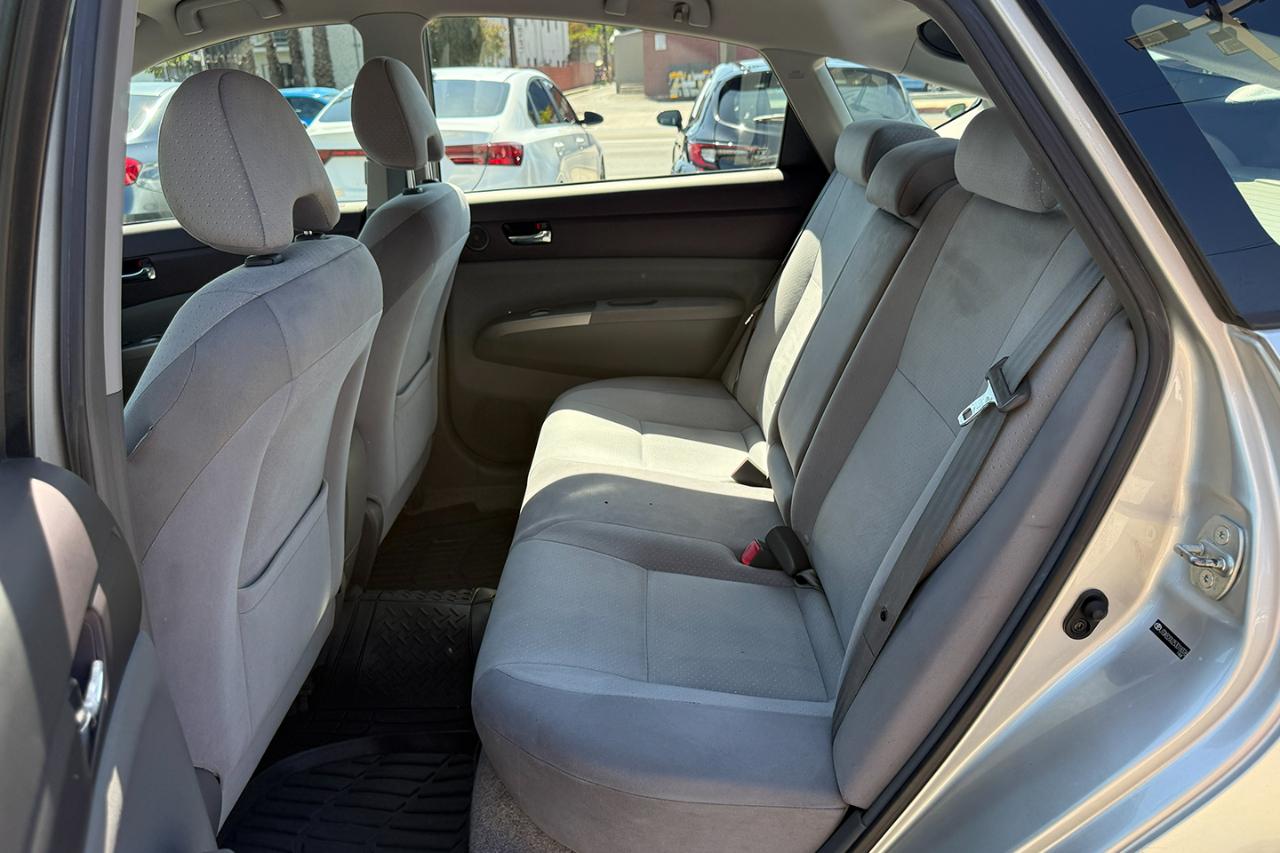Toyota Prius 4-Door Liftback 2005