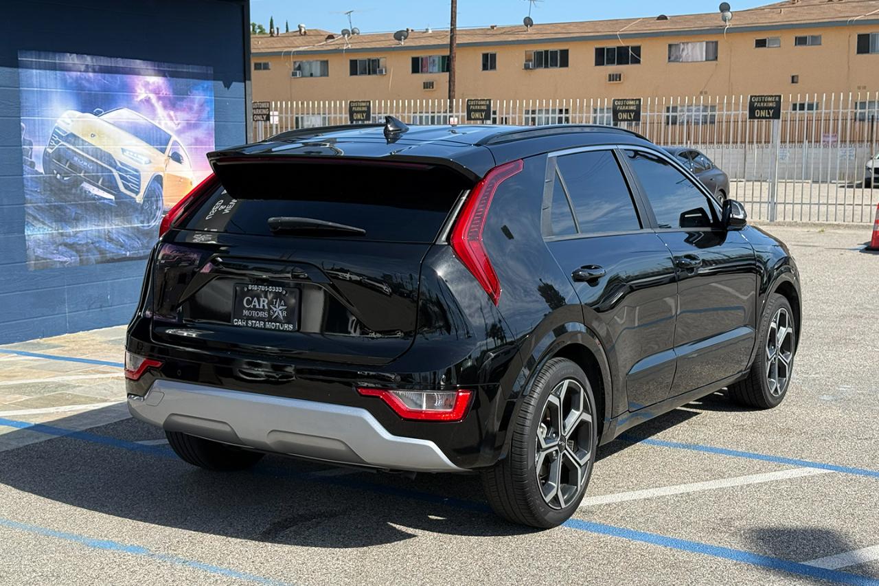 Kia Niro EX Touring FWD 2023